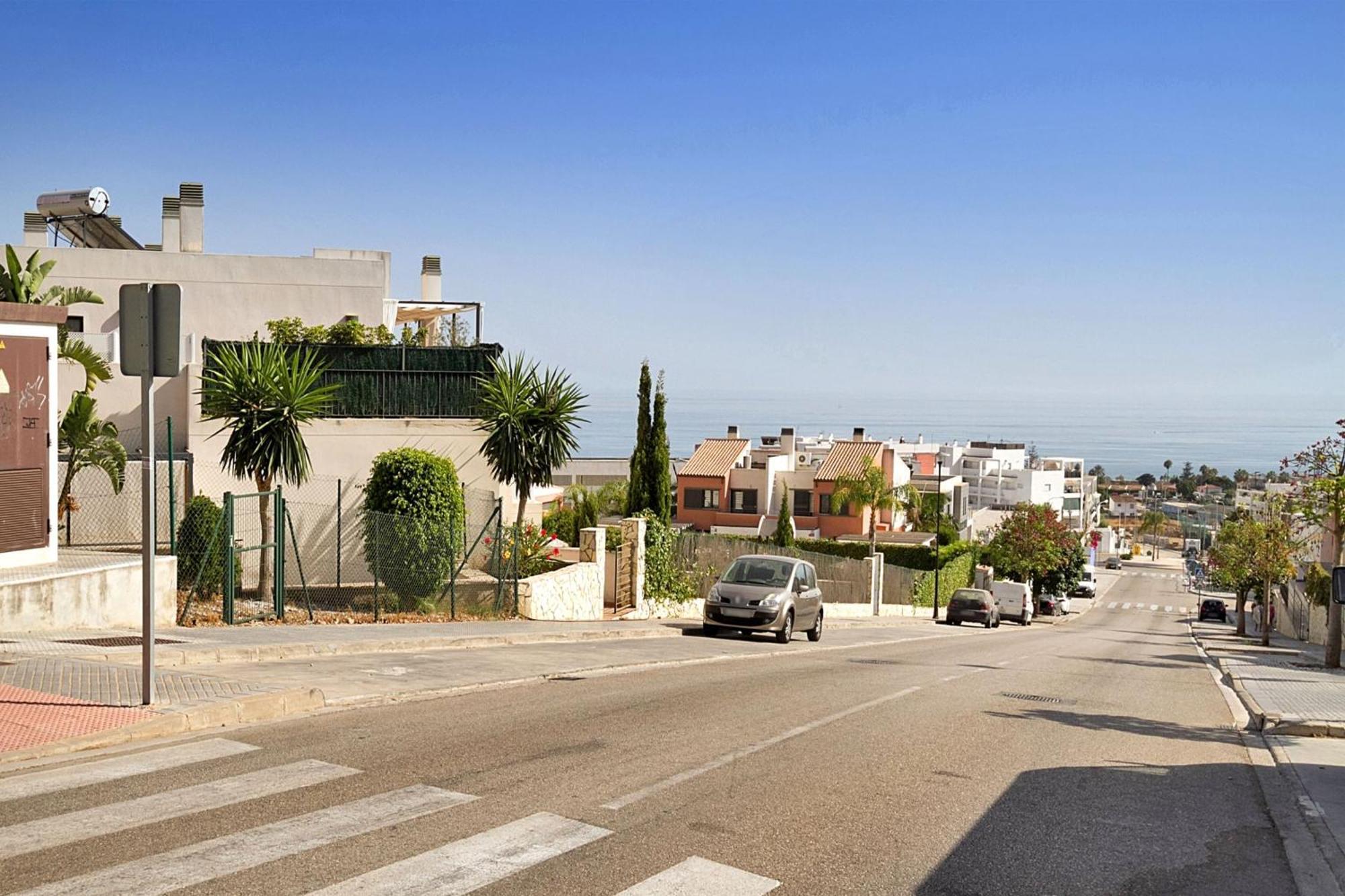 Del Parque Flats - Golf & Terrace Leilighet *